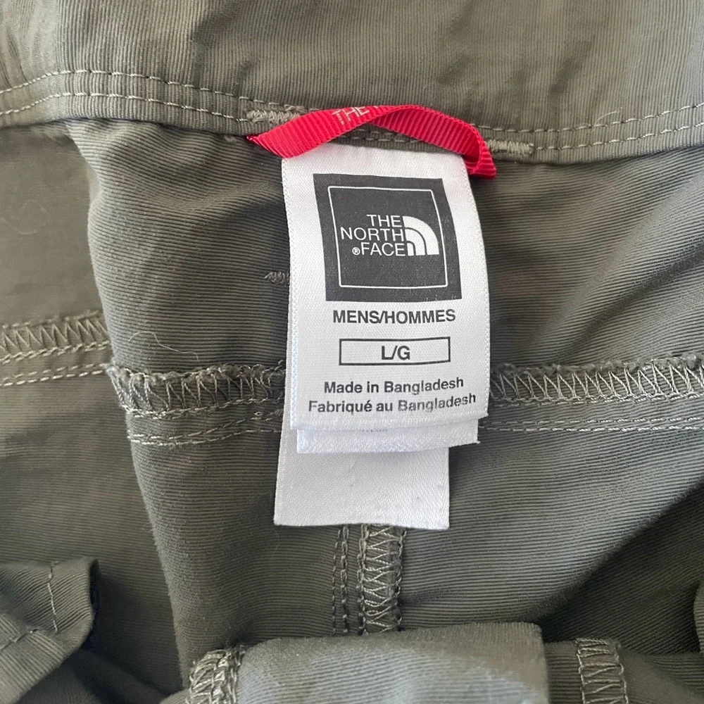The North Face Utility Ripstop Cargo 9” Shorts Hiking Outdoor Olive Green Mens L